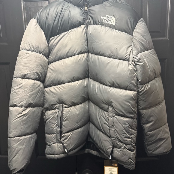 Men’s The North Face Two-Tone Gray Puffer Jacket XXL